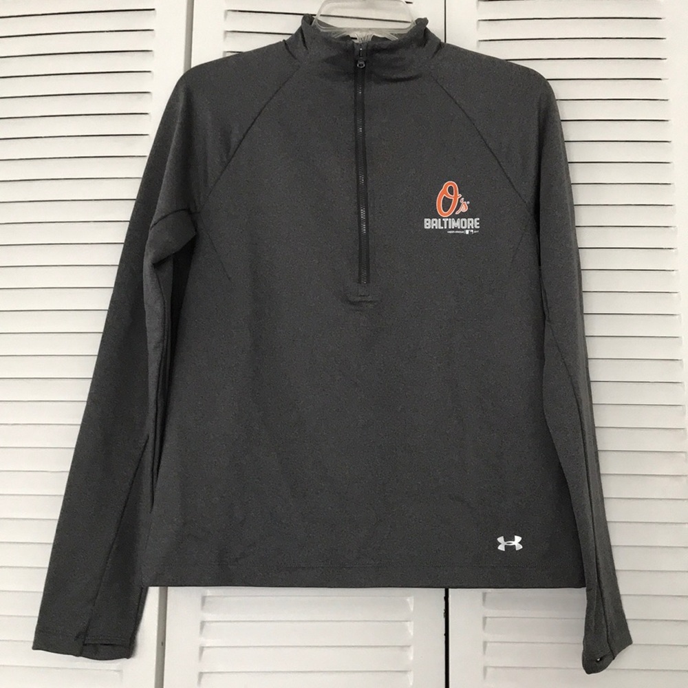 Under Armour women’s medium half zip sweatshirt